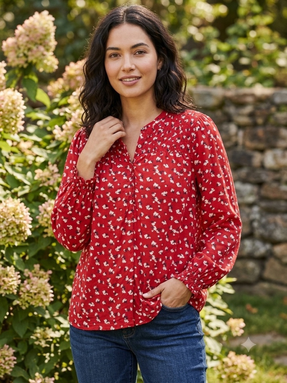 Lucky Brand Gemma Smocked Women’s Size L/G US V-Neck Long Sleeve Blouse Red